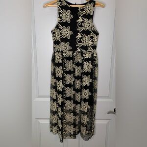 NY&CO Just Me Floral Black/Tan Lace Dress in Size M